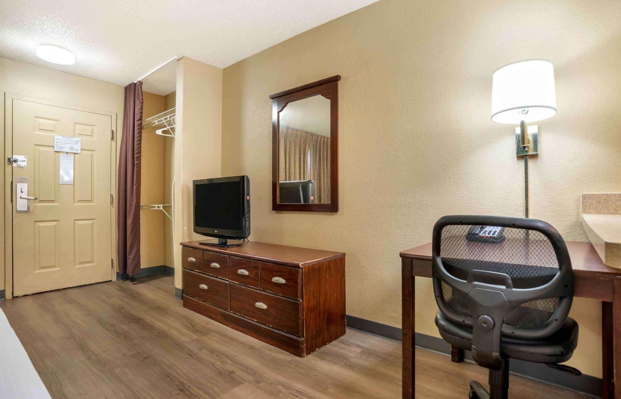 Extended Stay America Select Suites - Jackson - North Экстерьер фото